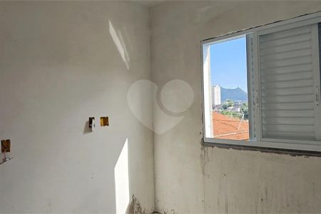 Apartamento à venda com 2 quartos, 34m² em Parque Sao Domingos, São Paulo
