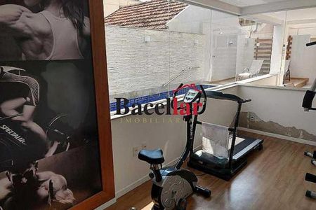 Apartamento à venda com 167m², 2 quartos e 1 vaga
