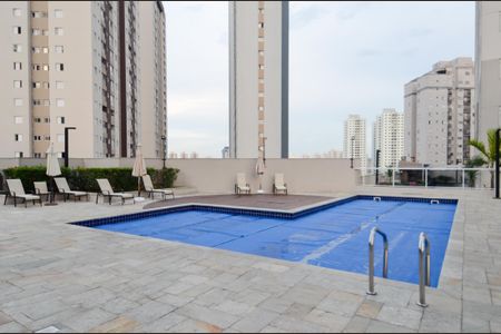 Apartamento para alugar com 95m², 3 quartos e 2 vagas Apartamento para alugar com 95m², 3 quartos e 2 vagasÁrea comum - Piscina