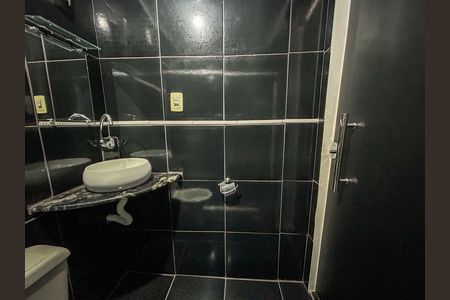 Casa para alugar com 70m², 2 quartos e sem vaga Casa para alugar com 70m², 2 quartos e sem vagaBanheiro