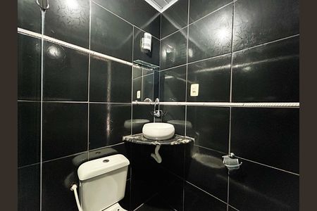 Casa para alugar com 70m², 2 quartos e sem vaga Casa para alugar com 70m², 2 quartos e sem vagaBanheiro