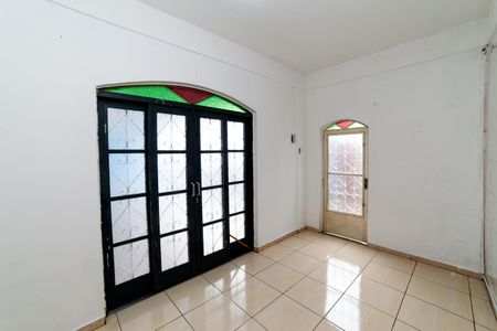 Casa à venda com 452m², 2 quartos e 4 vagas Casa à venda com 452m², 2 quartos e 4 vagasQuarto 2