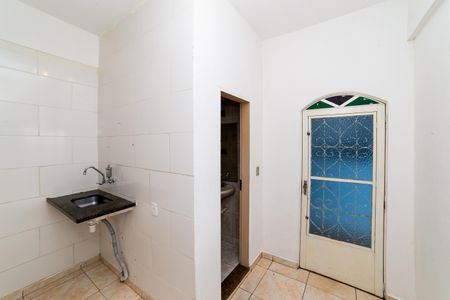 Casa à venda com 452m², 2 quartos e 4 vagas Casa à venda com 452m², 2 quartos e 4 vagasCozinha