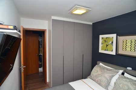 Apartamento à venda com 65m², 2 quartos e 1 vagaSuíte