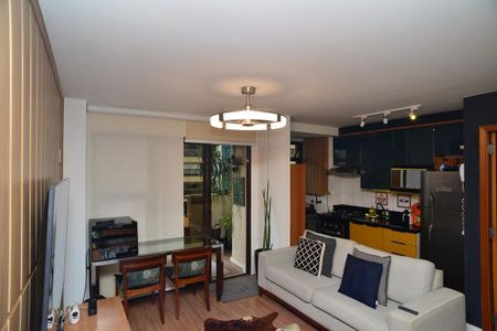 Sala de apartamento à venda com 2 quartos, 65m² em Barra da Tijuca, Rio de Janeiro