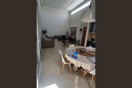 Casa à venda com 3 quartos, 192m² em Swiss Park, Campinas
