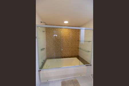 Apartamento para alugar com 86m², 2 quartos e 1 vaga