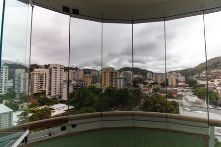 Apartamento para alugar com 86m², 2 quartos e 1 vaga