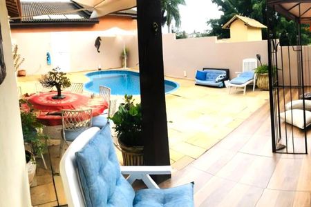 Casa à venda com 350m², 4 quartos e 4 vagas