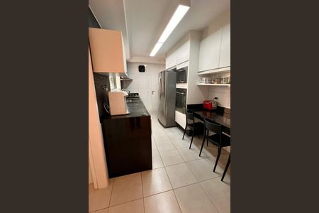 Apartamento à venda com 151m², 3 quartos e 3 vagas