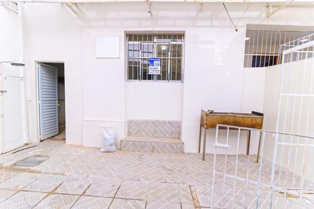 Apartamento para alugar com 360m², 2 quartos e sem vaga Apartamento para alugar com 360m², 2 quartos e sem vagaFachada com placa