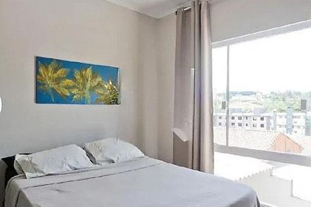 Casa à venda com 5 quartos, 400m² em Parque Pan Americano, São Paulo