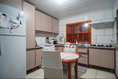 Casa para alugar com 64m², 2 quartos e 2 vagasCozinha