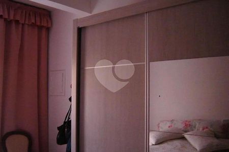 Casa à venda com 3 quartos, 250m² em Vila Boacava, São Paulo