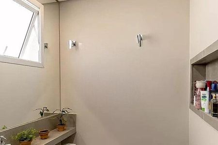 Apartamento para alugar com 220m², 3 quartos e 2 vagas