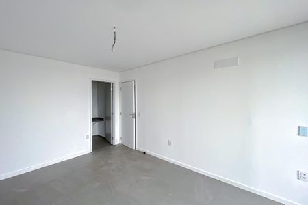 Apartamento à venda com 84m², 2 quartos e 2 vagas Apartamento à venda com 84m², 2 quartos e 2 vagasQuarto 2 - Suíte
