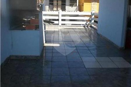 Casa à venda com 3 quartos, 220m² em Vila Miriam, São Paulo