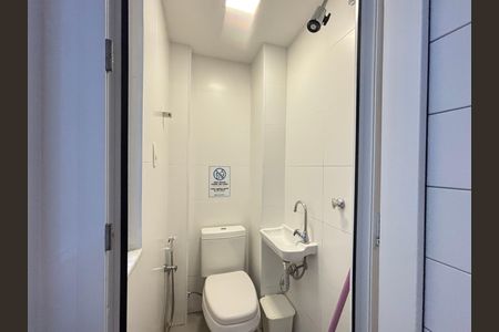 Apartamento à venda com 78m², 2 quartos e sem vaga Apartamento à venda com 78m², 2 quartos e sem vagaÁrea de serviço - banheiro