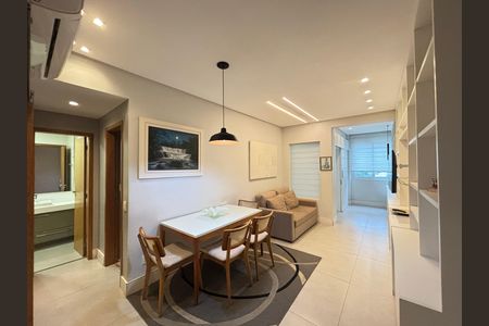 Sala de apartamento à venda com 2 quartos, 78m² em Ipanema, Rio de Janeiro