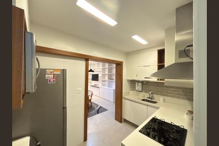 Apartamento à venda com 78m², 2 quartos e sem vaga Apartamento à venda com 78m², 2 quartos e sem vagaCozinha