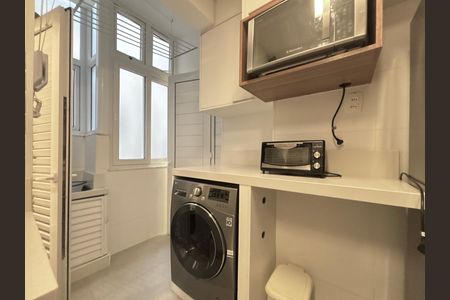 Apartamento à venda com 78m², 2 quartos e sem vaga Apartamento à venda com 78m², 2 quartos e sem vagaÁrea de serviço