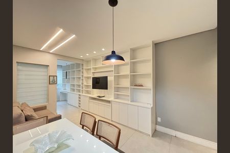 Apartamento à venda com 78m², 2 quartos e sem vaga Apartamento à venda com 78m², 2 quartos e sem vagaSala