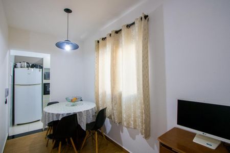 Sala de apartamento à venda com 2 quartos, 82m² em Vila Vitória, Santo André