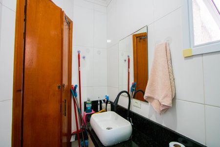 Apartamento à venda com 82m², 2 quartos e 1 vaga Apartamento à venda com 82m², 2 quartos e 1 vagaBanheiro