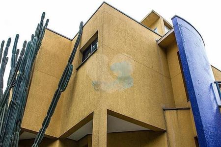Casa à venda com 300m², 4 quartos e 4 vagas