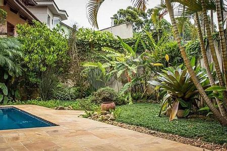 Casa à venda com 300m², 4 quartos e 4 vagas