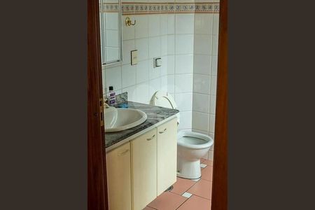 Casa à venda com 4 quartos, 300m² em City América, São Paulo