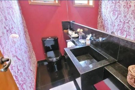 Casa à venda com 630m², 6 quartos e 6 vagas