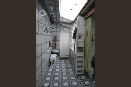 Casa à venda com 107m², 3 quartos e 3 vagas
