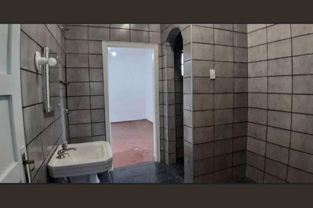 Casa à venda com 130m², 3 quartos e 2 vagas Casa à venda com 130m², 3 quartos e 2 vagasBanheiro