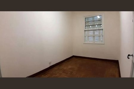 Casa à venda com 130m², 3 quartos e 2 vagas Casa à venda com 130m², 3 quartos e 2 vagasQuarto