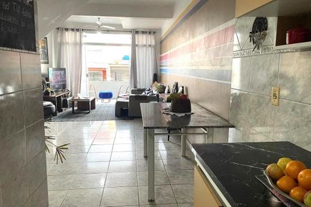 Casa à venda com 160m², 2 quartos e 1 vaga