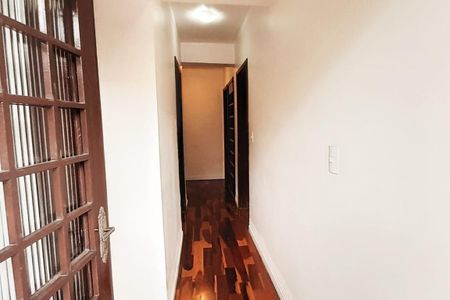 Casa à venda com 192m², 3 quartos e 8 vagas