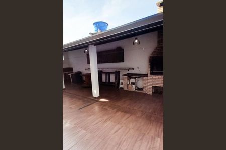 Casa à venda com 192m², 3 quartos e 8 vagas