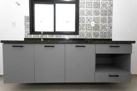 Apartamento para alugar com 50m², 1 quarto e sem vaga Apartamento para alugar com 50m², 1 quarto e sem vagaCozinha - Armários