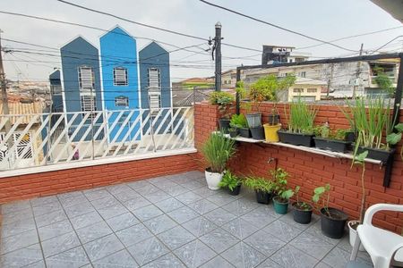 Casa à venda com 71m², 2 quartos e 2 vagas