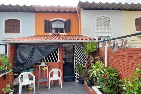 Casa à venda com 71m², 2 quartos e 2 vagas