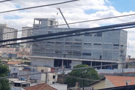 Casa à venda com 2 quartos, 130m² em Vila Serralheiro, São Paulo