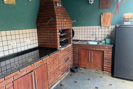 Casa à venda com 4 quartos, 200m² em Vila Pirituba, São Paulo