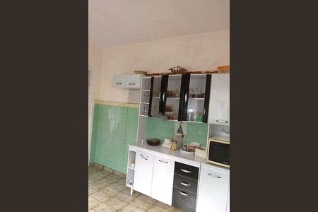 Casa à venda com 3 quartos, 80m² em Jardim Mangalot, São Paulo