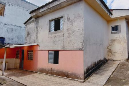 Casa à venda com 135m², 2 quartos e 4 vagas