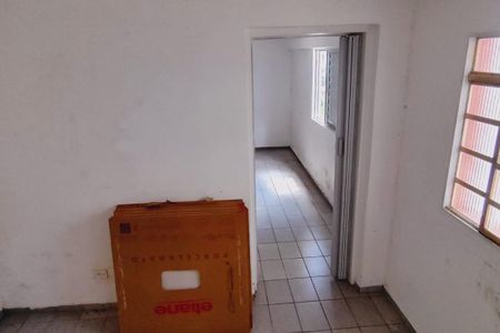 Casa à venda com 135m², 2 quartos e 4 vagas
