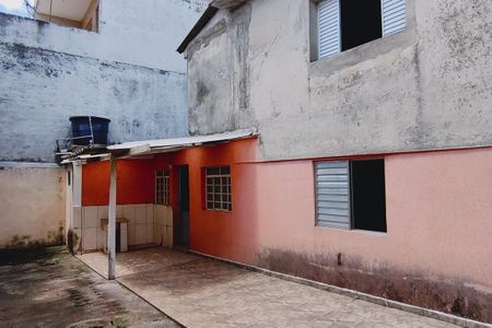 Casa à venda com 135m², 2 quartos e 4 vagas