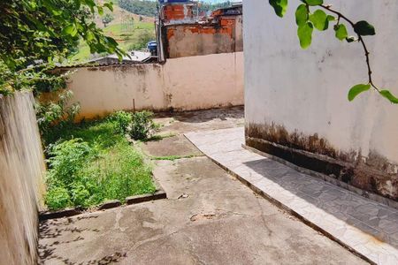 Casa à venda com 135m², 2 quartos e 4 vagas
