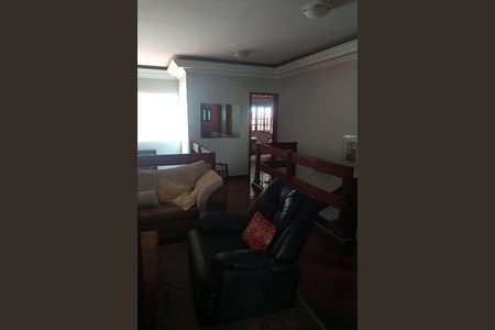 Casa à venda com 4 quartos, 275m² em Aldeia da Serra, Barueri