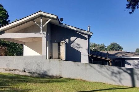 Casa à venda com 550m², 5 quartos e 6 vagas